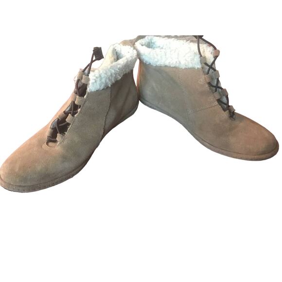 Lands End Women's Suede Ankle Boots Tan Brown Sz 9B Sherpa Lining Stylish Warm - Picture 5 of 8